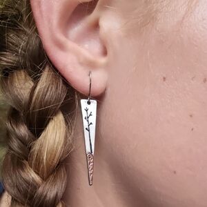 Pigness & Company Elegant Silver and Copper Floral Earrings